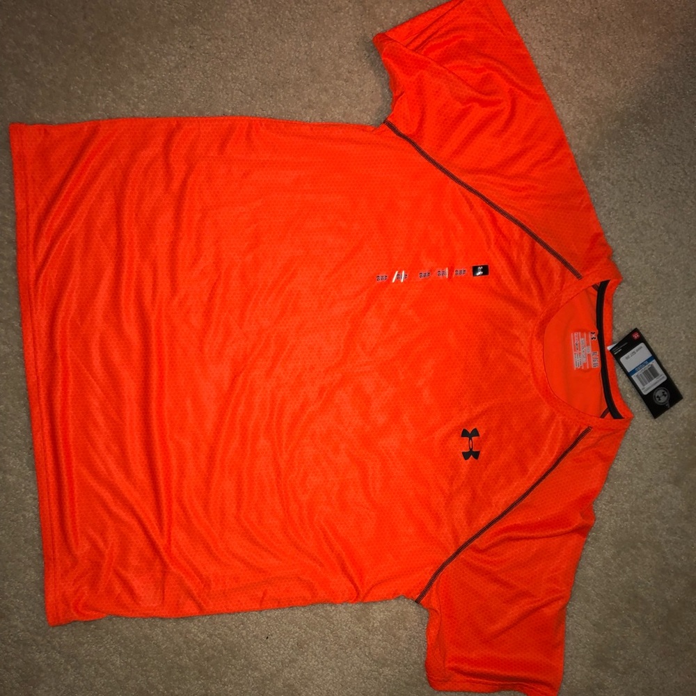 Under Armour Heat Gear Shirt -Loose Fit
